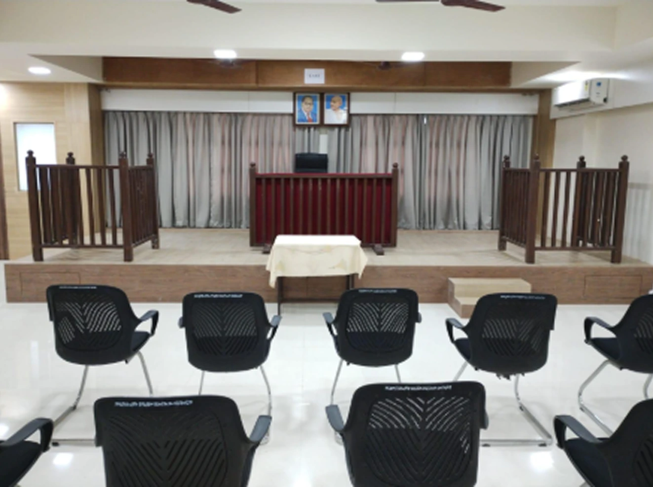 V.E.S.C.O.L. MOOT COURT ROOM